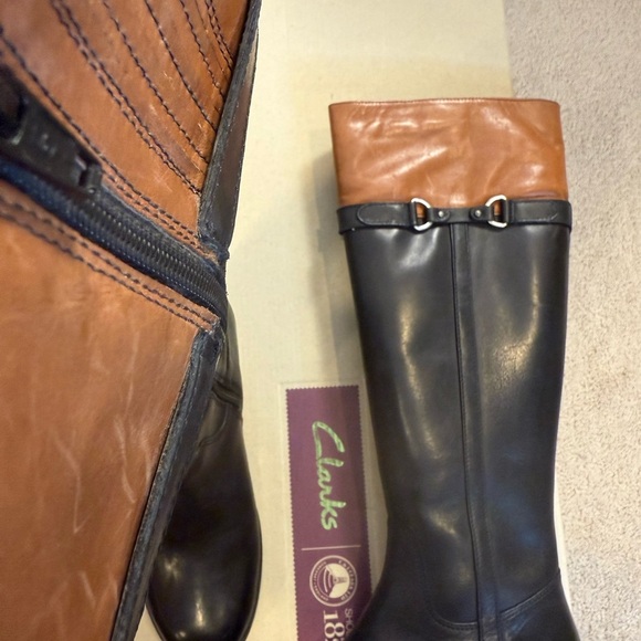 Clarks Two-Tone Leather Boots - Picture 1 of 4